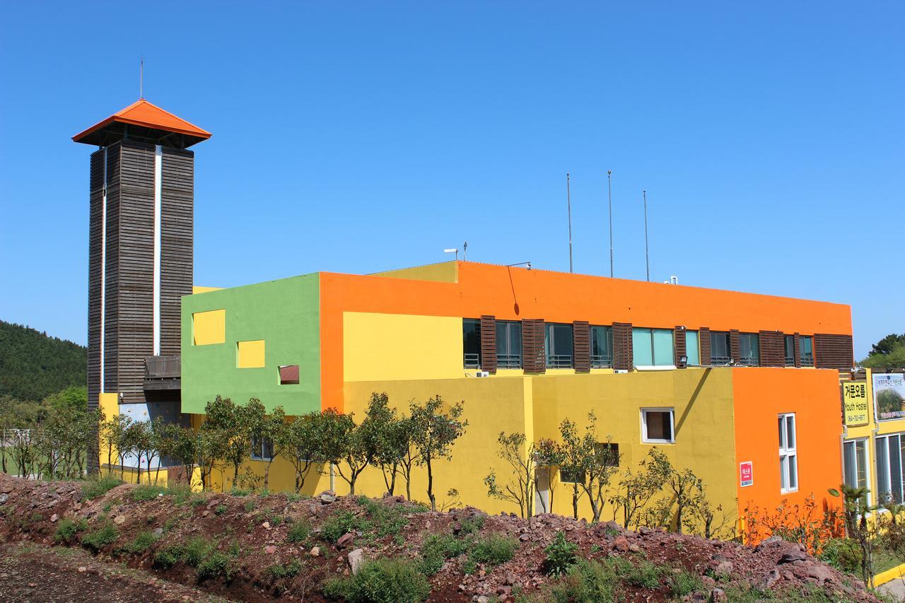 Geomunoreum Hostel Jeju Exterior foto